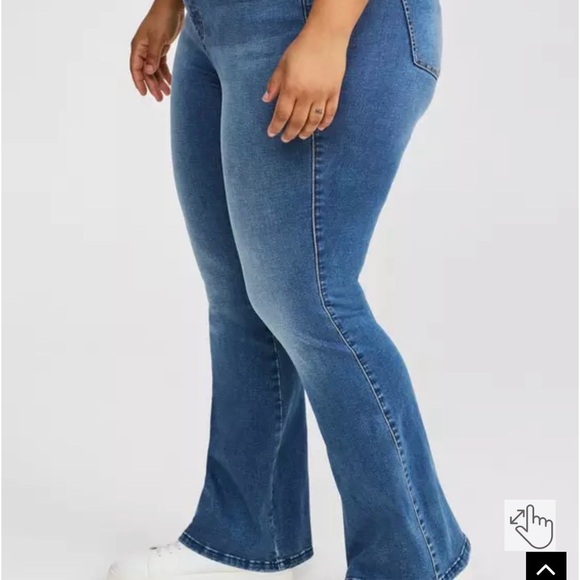 torrid Denim - Torrid Trio Blue Bootcut Women's Jeans - ***Stretch size 16-20***